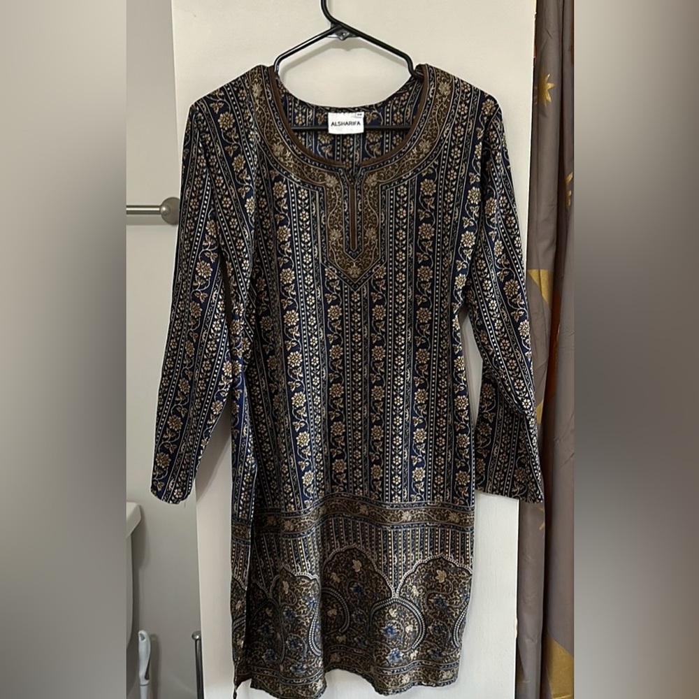 Traditional desi shirt - Picture 2 of 7